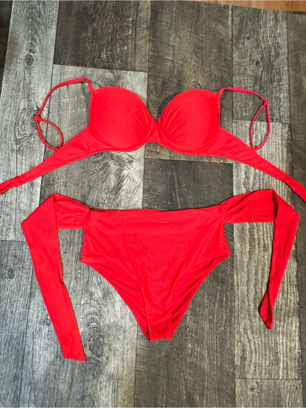 New NWOT ZÍNGARA Bright Red Two-Piece Bikini Swimsuit Set - Size 10